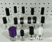 指甲油的玻璃瓶包装方式